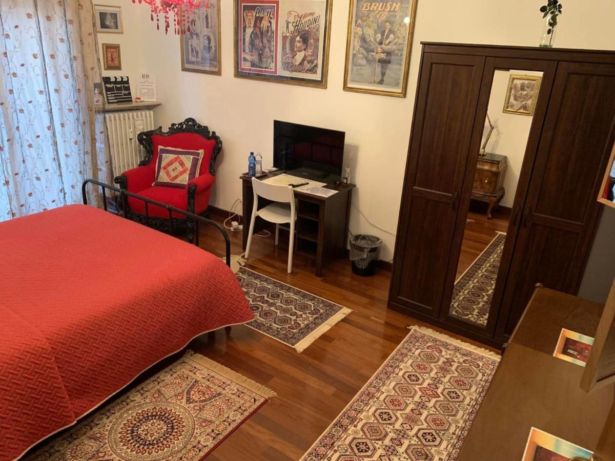 B&Bmagichouse Novara Esterno foto